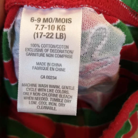 Christmas 2pc Set; Raindeer Holding a Candy Cane - Picture 5 of 9